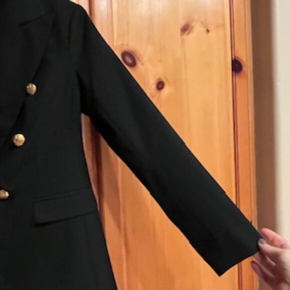 Banana Republic Black Blazer with Gold Buttons-- Size 6 - Picture 6 of 7